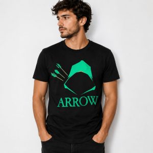 Camiseta Arrow Capucha